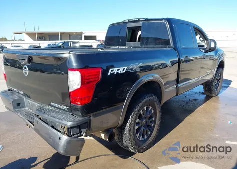 2017 Nissan Titan Xd Pro-4X Diesel z USA, uszkodzony, nr VIN 1N6BA1F45HN533768